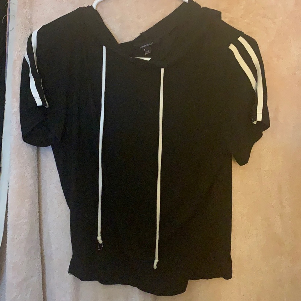 Black crop top  with hoodie Size L